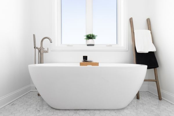 Freestanding Tub Installation in Versailles