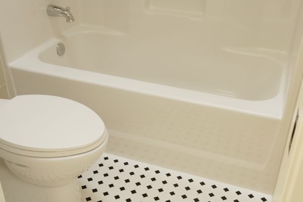 Fiberglass Tub Replacement in Versailles